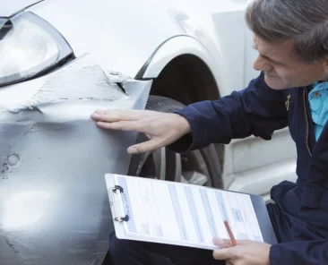 power_steering_fluid_service_explained_why_the_rig_32584204_featured.webp